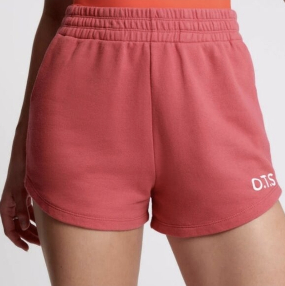 One Teaspoon Hustle Shorts XL NWT